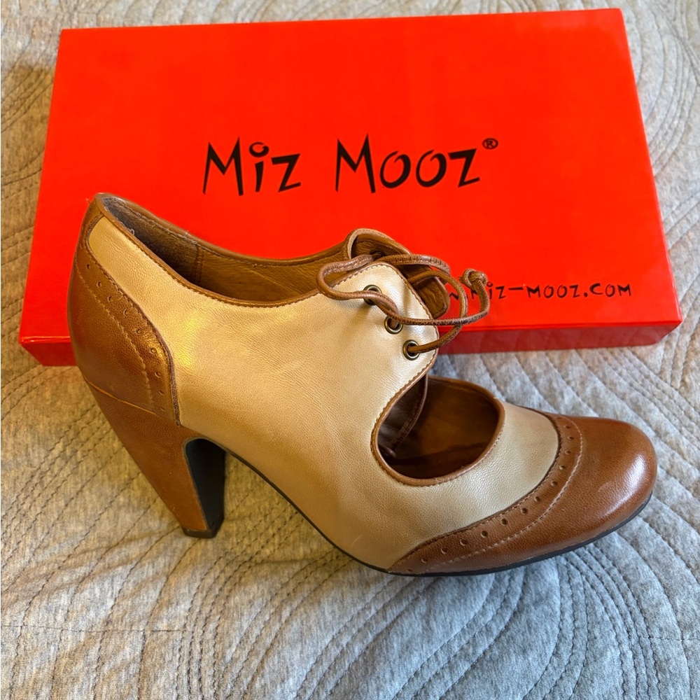 Miz Mooz Two-Tone Brown and Cream Heels